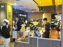 -麦当劳(中二横路店)