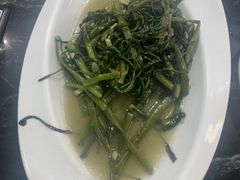 -小海豚•老字号海鲜餐厅(天涯店)