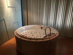 玫瑰花浴-Let's Relax Spa(Phuket 3rd Street)