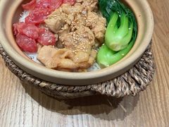 -煲仔皇腊味煲仔饭(经四万达店)