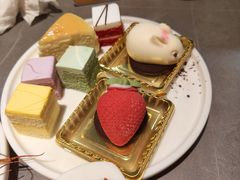 -黑金·寻焰自助百汇·烤肉·火锅(中街店)