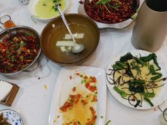 -乡土特色.冷锅鱼.牦牛肉汤锅