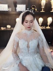 -艾米丽婚纱礼服