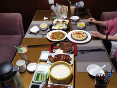-戈尔登酒店·满堂彩咖啡厅