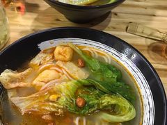 -笋果坊螺蛳粉(竹园小区店)