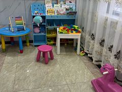 -茂菊口腔连锁(浦东南路店)
