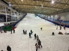 -乔波室内滑雪场