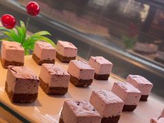 -钱小奴创意自助餐厅·原切谷饲安格斯畅吃(苏州昆山招商花园城店)