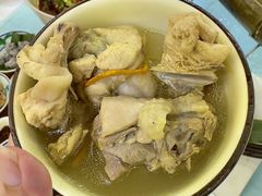 -刘姐啤酒鱼民族演艺餐厅(西街总店)