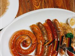 -1886德国汽车餐厅(外滩十六铺码头店)