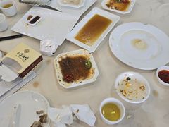 -方鼎食府