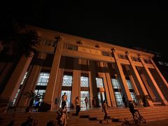 -武汉大学图书馆·文理学部总馆