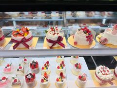 -花花卷卷·鲜食蛋糕(静安久光百货店)