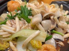 -得意咚瓜·顺德鱼生·冬瓜火锅(深圳首店)