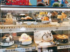 -DQ·蛋糕·冰淇淋(大宁国际商业广场店)