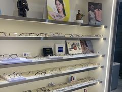 -视野联行眼镜·蔡司·尼康·授权优选门店(青浦宝龙店)