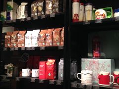 零售区-星巴克臻选(重庆大融城店)