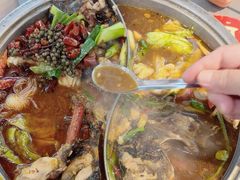 -集草轩·重庆麻辣烤鱼(西湖道店)