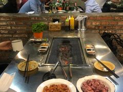 自助取餐区-马路牙子烧烤音乐酒馆(望京店)