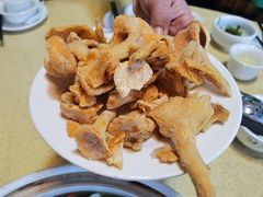 -东巴谷野生菌火锅餐厅