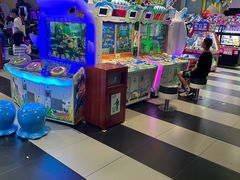 -反斗乐园π·电玩·高空拓展·蹦床(龙华天虹店)