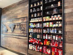 零售区-星巴克(兰桂坊店)