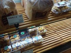 -苹果花园(龙漕路店)