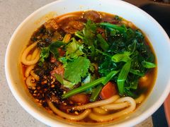 小锅米线-半山腰·云南菜(侨福芳草地店)