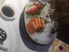 -泓炙颐凤鲜海鲜火锅料理(桐乡店)