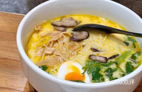 Herbal Spicy Crab Powder Bamboo Shoot Noodles