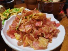 -老滇山寨•云南特色菜•地方菜•民族风情歌舞表演(金碧店)