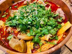 -成都你六姐·牛肉冒菜(上海环宇荟店)
