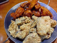 -BHC炸鸡(明洞总店)