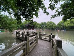-汇龙潭