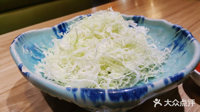 胜吉日式炸猪排(朝阳大悦城店)生菜丝图片