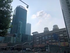 2号线地铁站-华夏银行大厦(上海分行营业部)