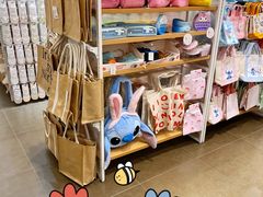-名创优品(广东省广州琶洲保利广场店)