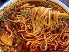 -哈海英麻辣烫(中华西路步行街店)