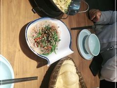 -有红鸡毛店·川菜(建设路店)