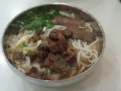 -花溪王记牛肉粉(四季花溪商场店)