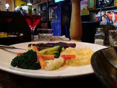 -SISTERS BAR RESTAURANT川意酒馆(嘉善老市H楼店)