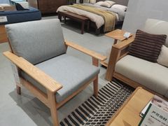 -欧尚超市苏州店停车场(金鸡湖路店)