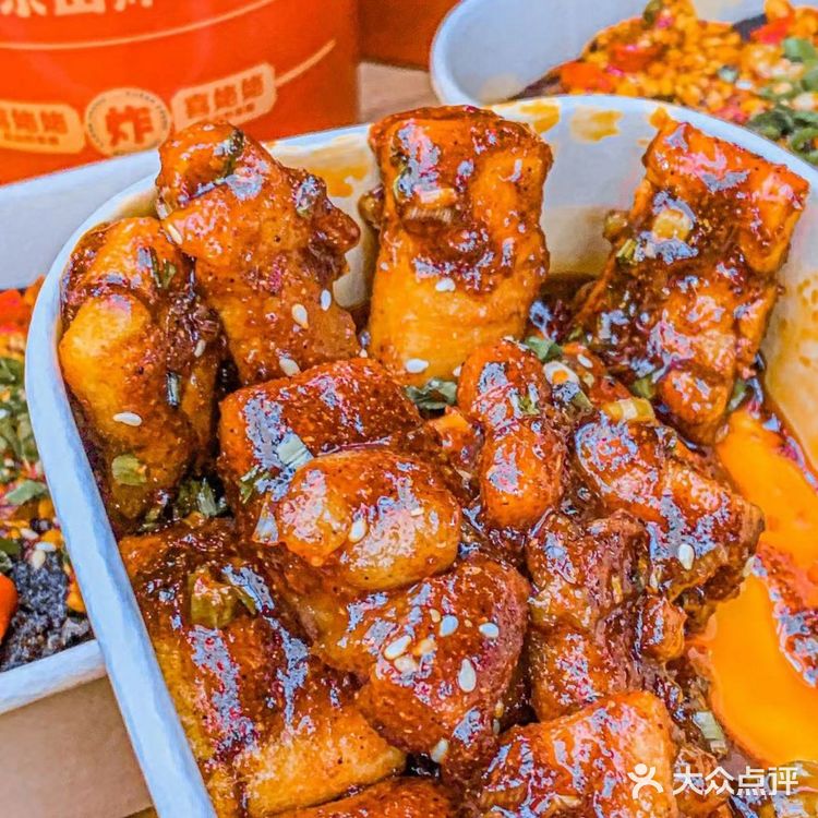 天啊,这应该是太古里附近最好吃的乐山炸串了叭❗