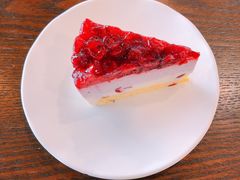 莓果森林蛋糕-星巴克臻选(盐城金鹰聚龙湖店)