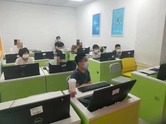 -童程童美·信息学竞赛·乐高机器人编程(龙华校区)