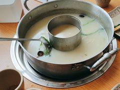-江小渔鲜鱼火锅(冠亚星城店)