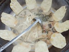 -三里屯土灶炖公鸡地锅鸡(江东店)