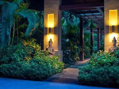 -三亚湾海居铂尔曼度假酒店