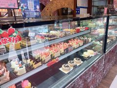 面包甜点陈列柜-精点味道(西安路店)