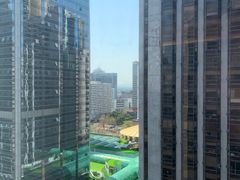 -深圳富苑皇冠假日套房酒店